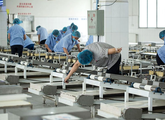 用技術(shù)贏得市場、以服務(wù)贏得客戶、用誠信贏得口碑